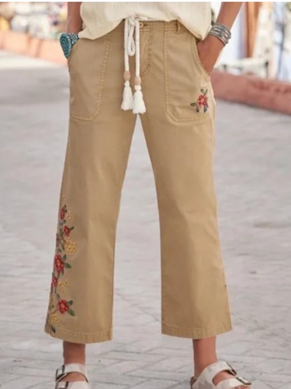 Sundance Primrose Bloom Embroidered Cropped Khaki Pants 10P